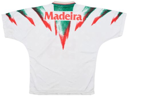 Maritimo 1999-00 Away Kit