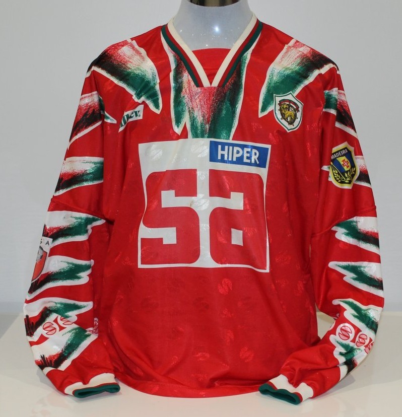 Maritimo 1999-00 Third Kit