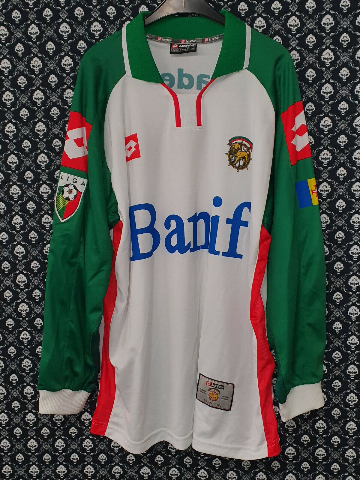 Maritimo 2002-03 Away Kit