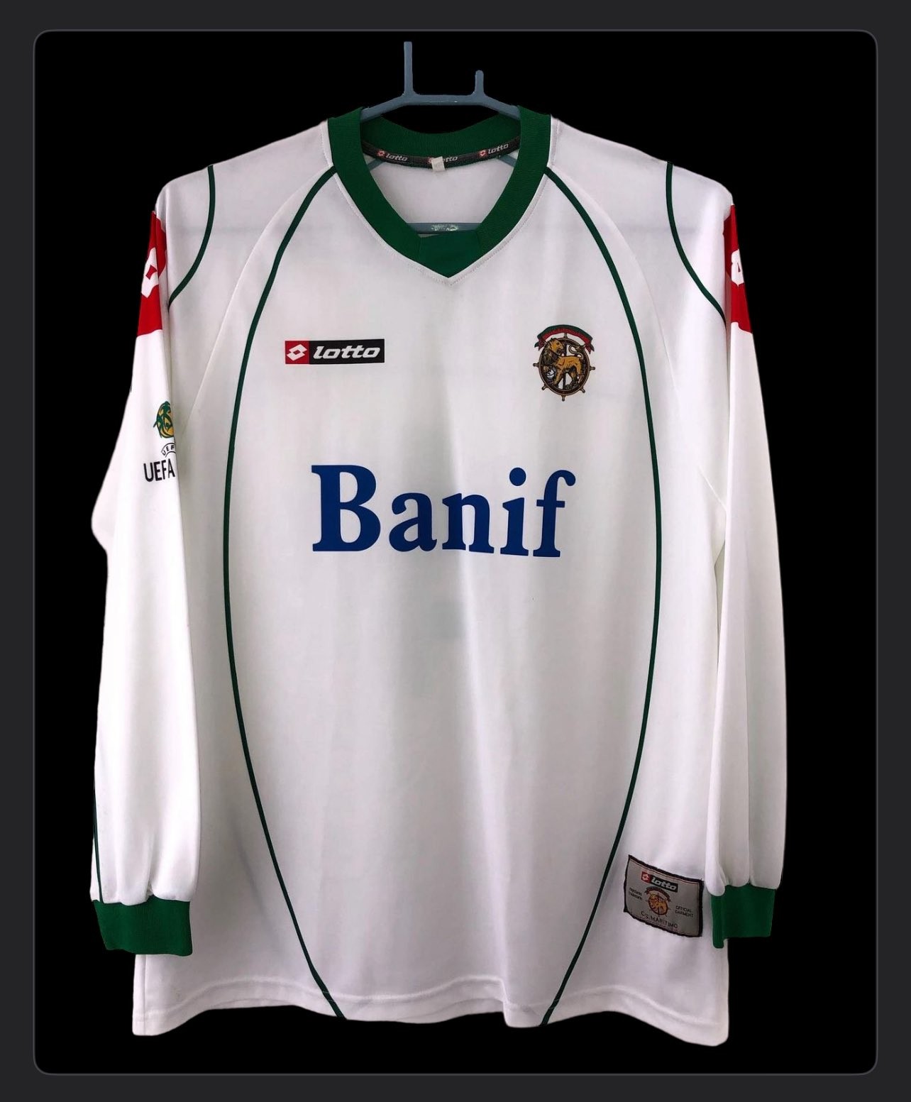 Maritimo 2004-05 Away Kit