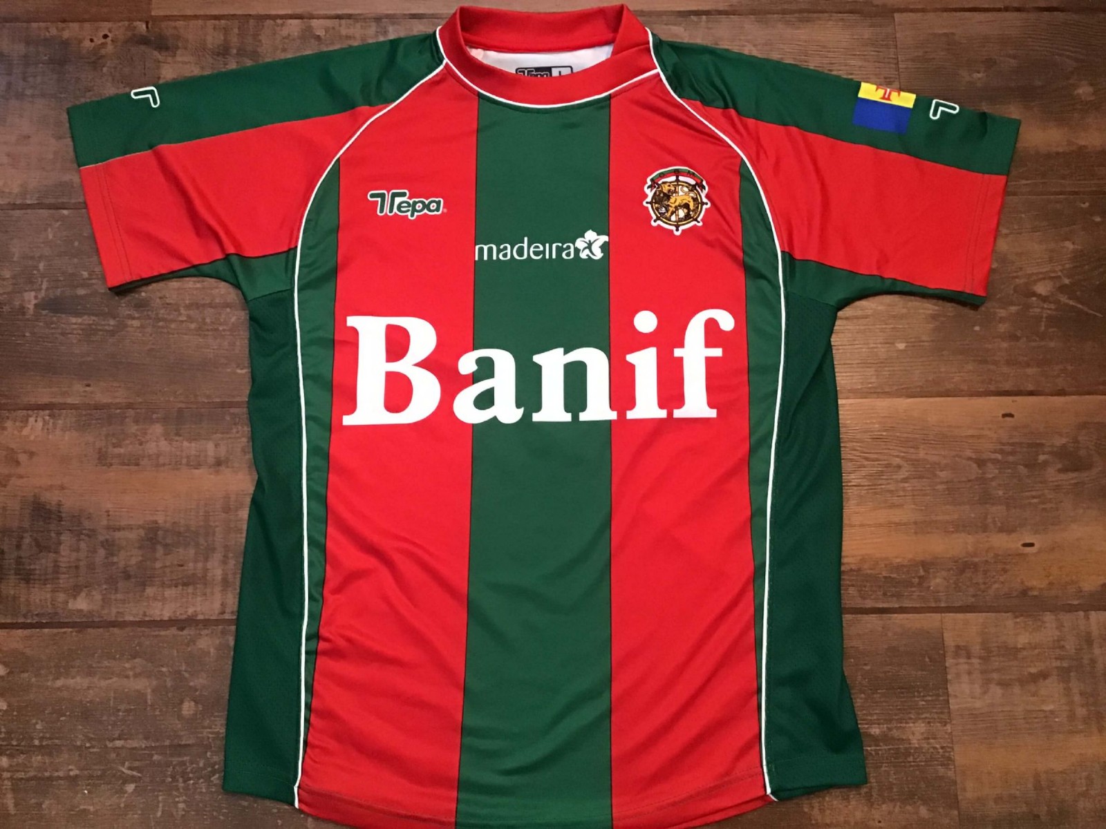 Maritimo 2005-06 Home Kit