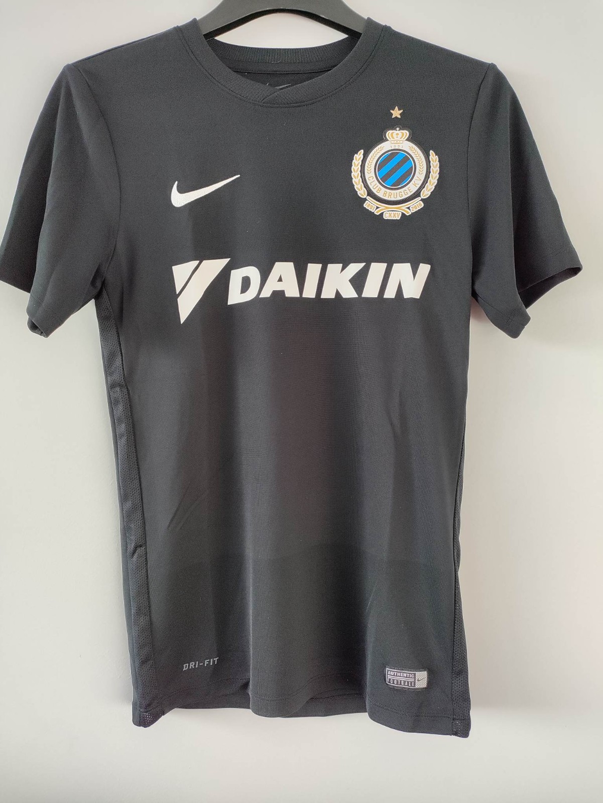 Club Brugge 2016-17 GK Kit