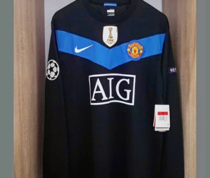 Manchester United 2009-10 Away 2 Kit