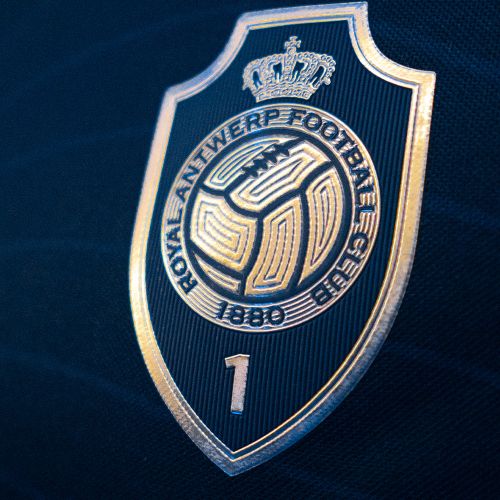 Royal Antwerp 2021-22 Third Kit