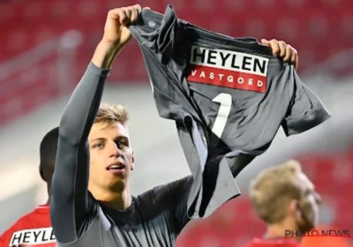 Royal Antwerp 2021-22 GK Kit