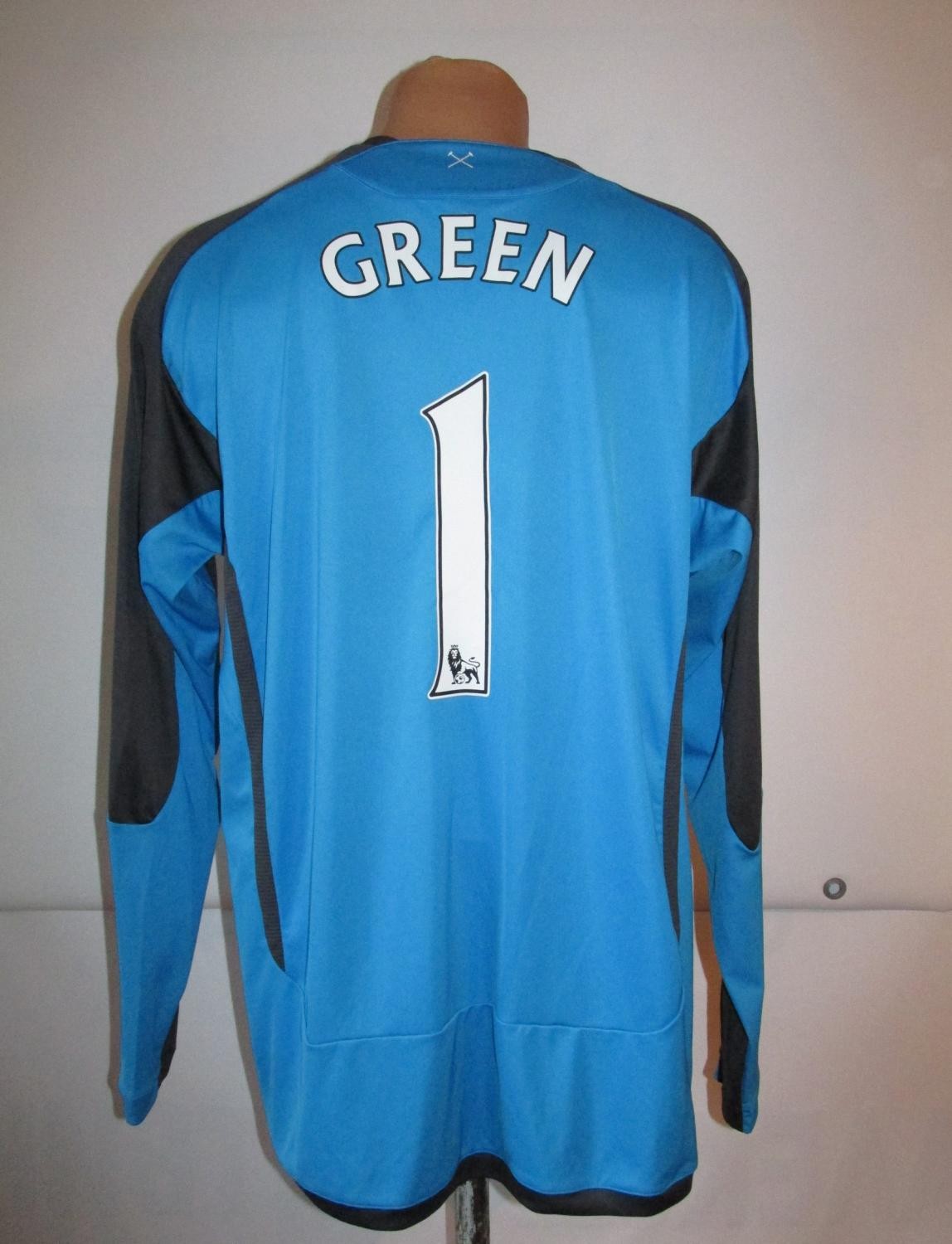 West Ham United 2009-10 GK 2 Kit