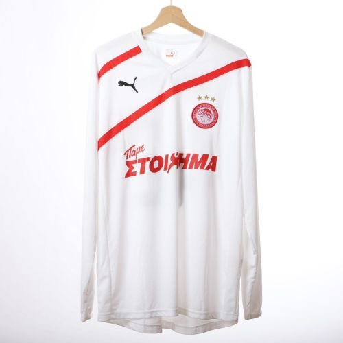 Olympiacos Piraeus 2011-12 Away Kit