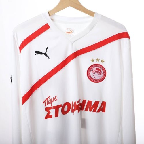 Olympiacos Piraeus 2011-12 Away Kit