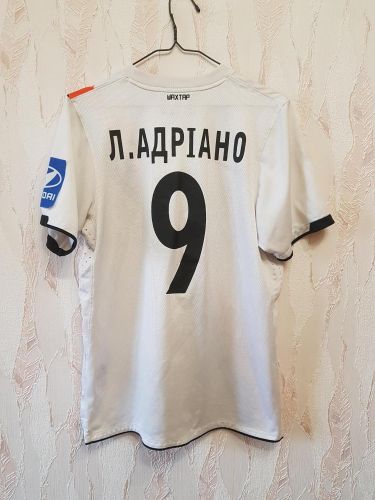 Shakhtar Donetsk 2011-12 Away V2 Kit