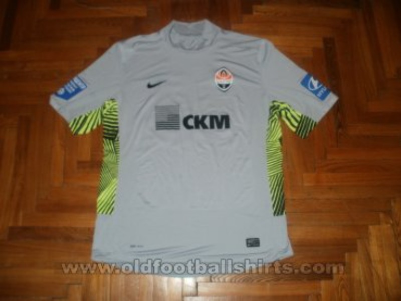 Shakhtar Donetsk 2011-12 GK Kit