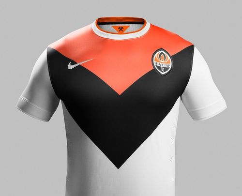 Shakhtar Donetsk 2014-15 Away Kit