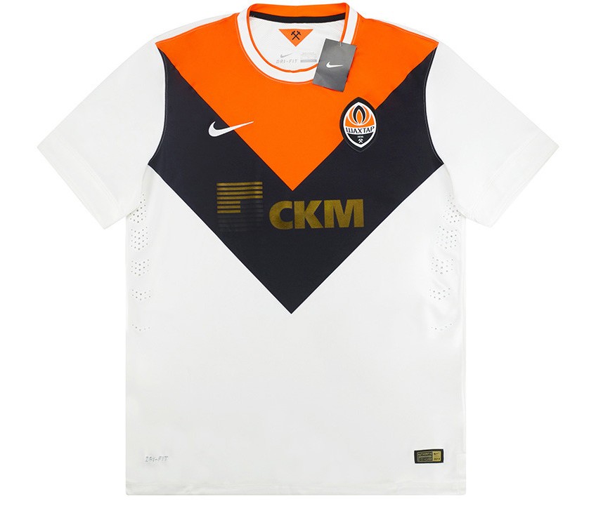 Shakhtar Donetsk 2014-15 Away Kit