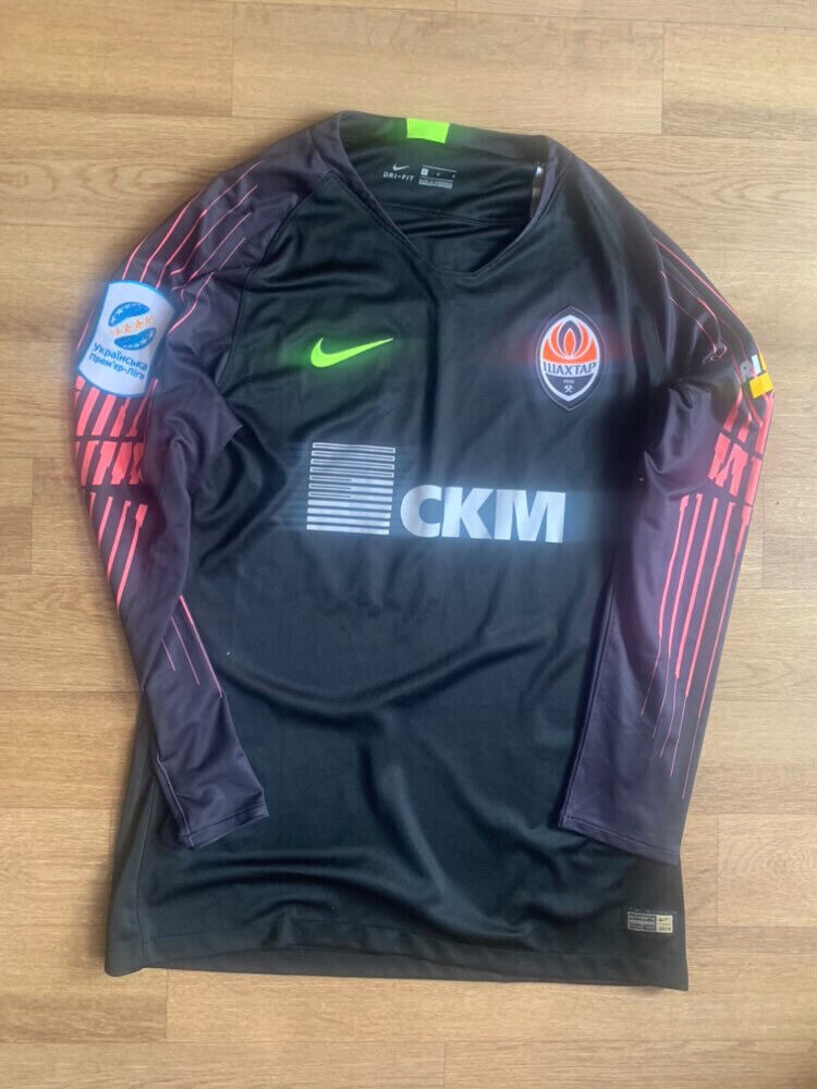 Shakhtar Donetsk 2018-19 GK 1 Kit