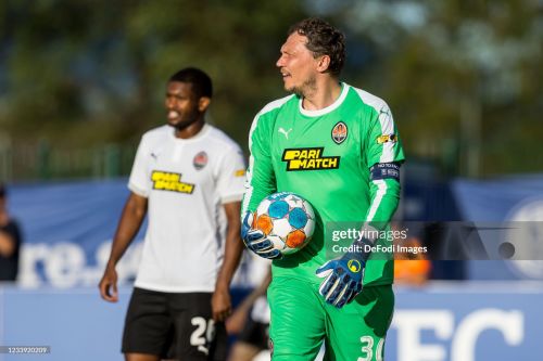 Shakhtar Donetsk 2021-22 Pre-Season GK Kit