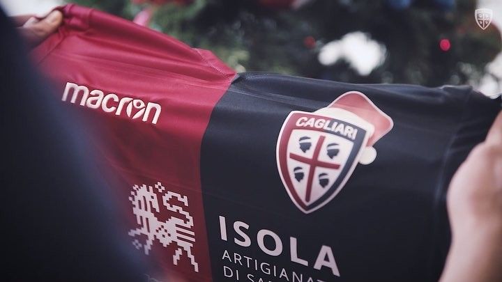Cagliari Calcio 2018-19 Christmas Kit