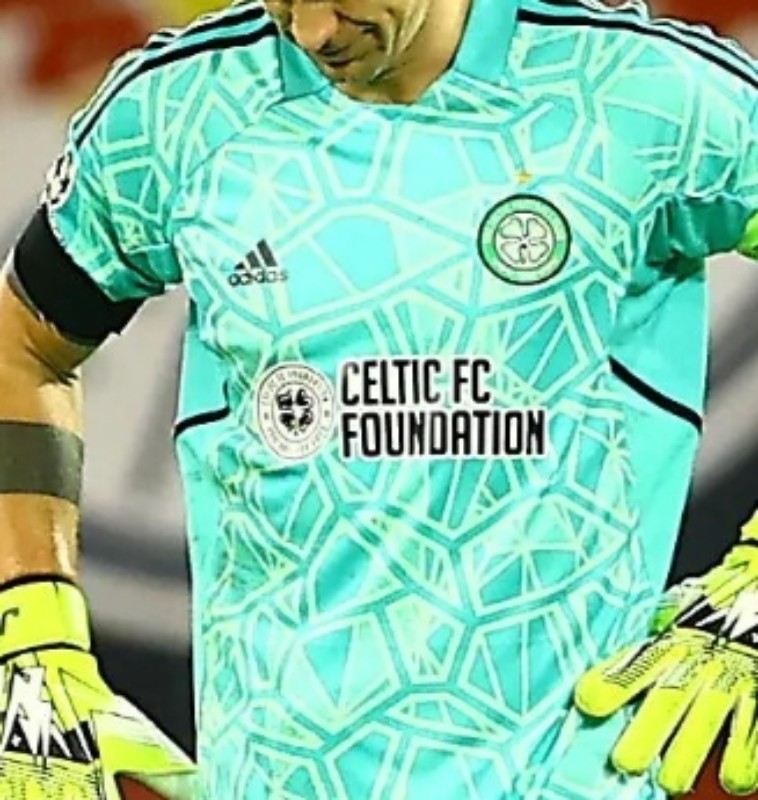 Celtic FC 2022-23 Champions League GK Home Kit