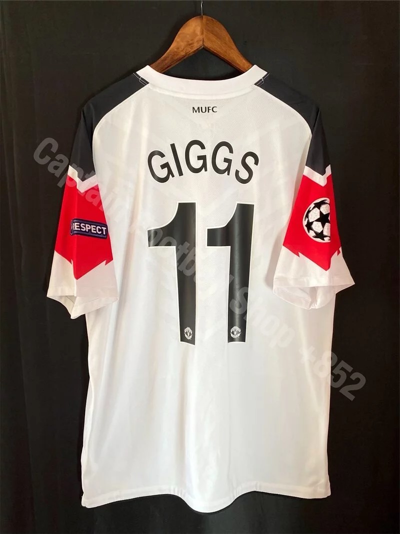 Manchester United 2010-11 Champions League Final Kit