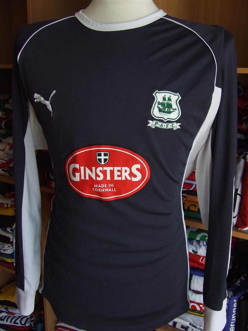 Plymouth Argyle 2006-07 GK 2 Kit