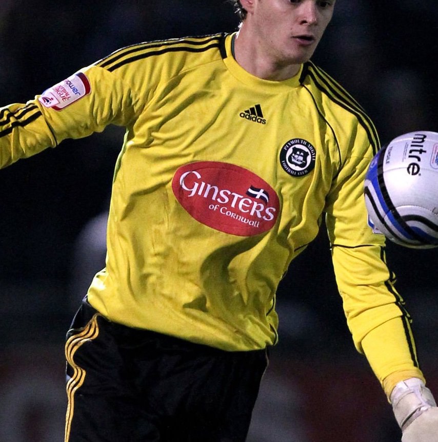 Plymouth Argyle 2010-11 GK 2 Kit