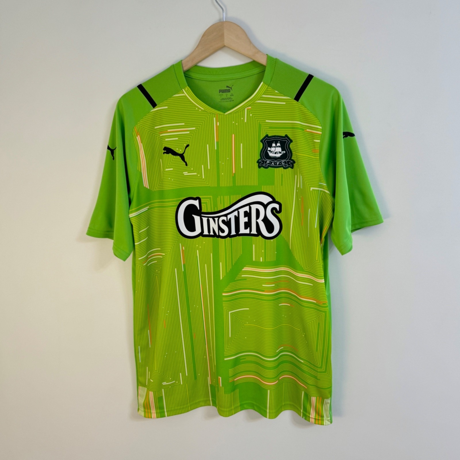Plymouth Argyle 2021-22 GK 3 Kit