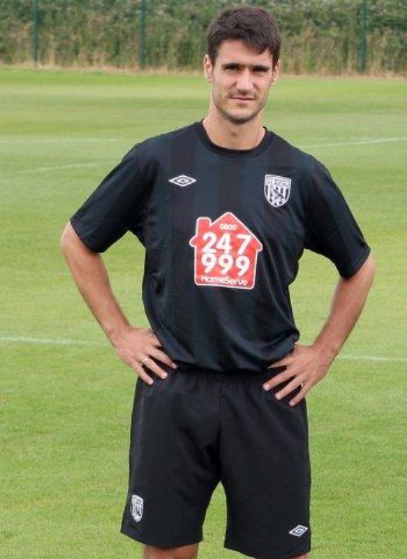 West Bromwich Albion 2010-11 Away Kit