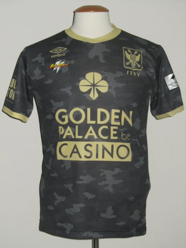 Sint-Truidense VV 2018-19 Third Kit
