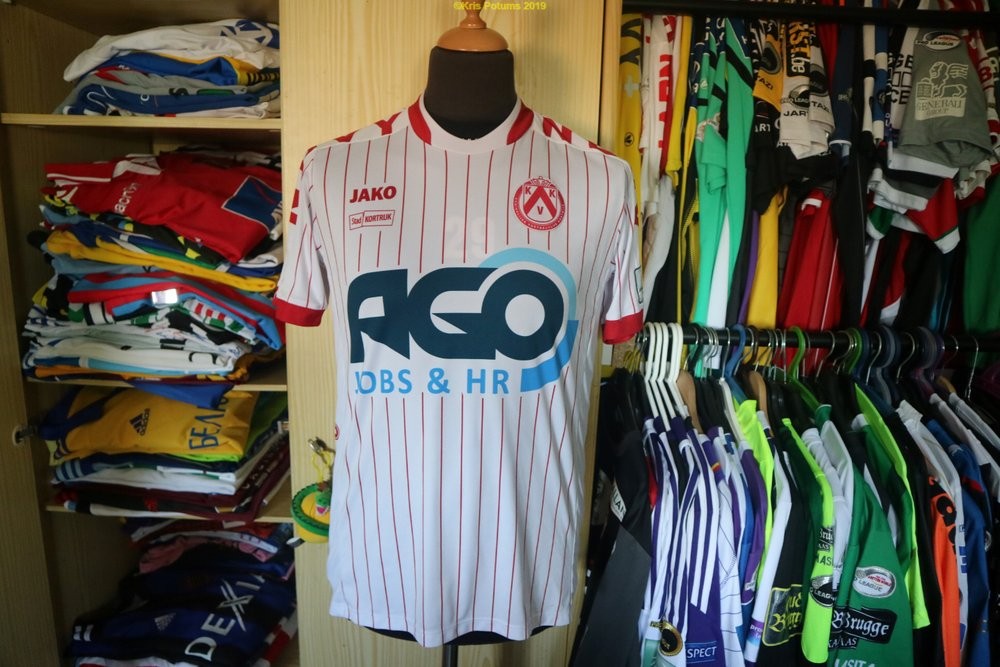 KV Kortrijk 2018-19 Home Kit