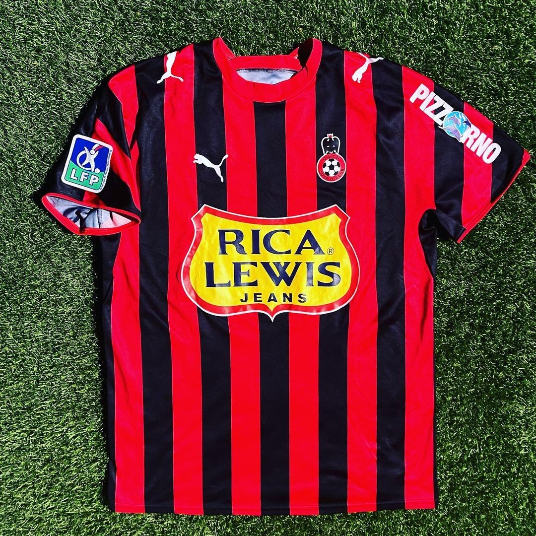 Nice 2006-07 Home Kit