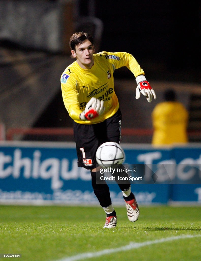 Nice 2006-07 GK 2 Kit