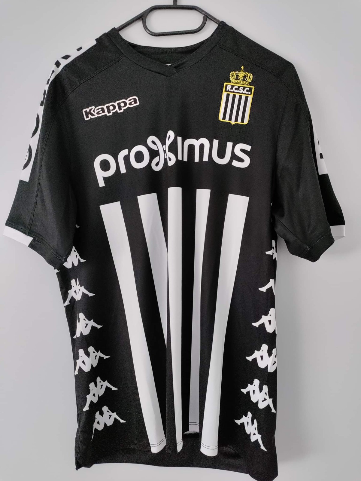 Royal Charleroi 2018-19 Home Kit