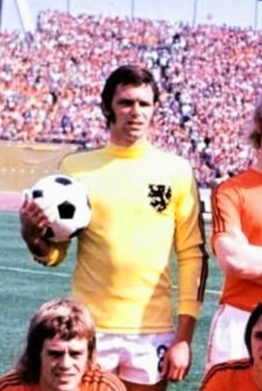 Netherlands 1974 GK 2 Kit