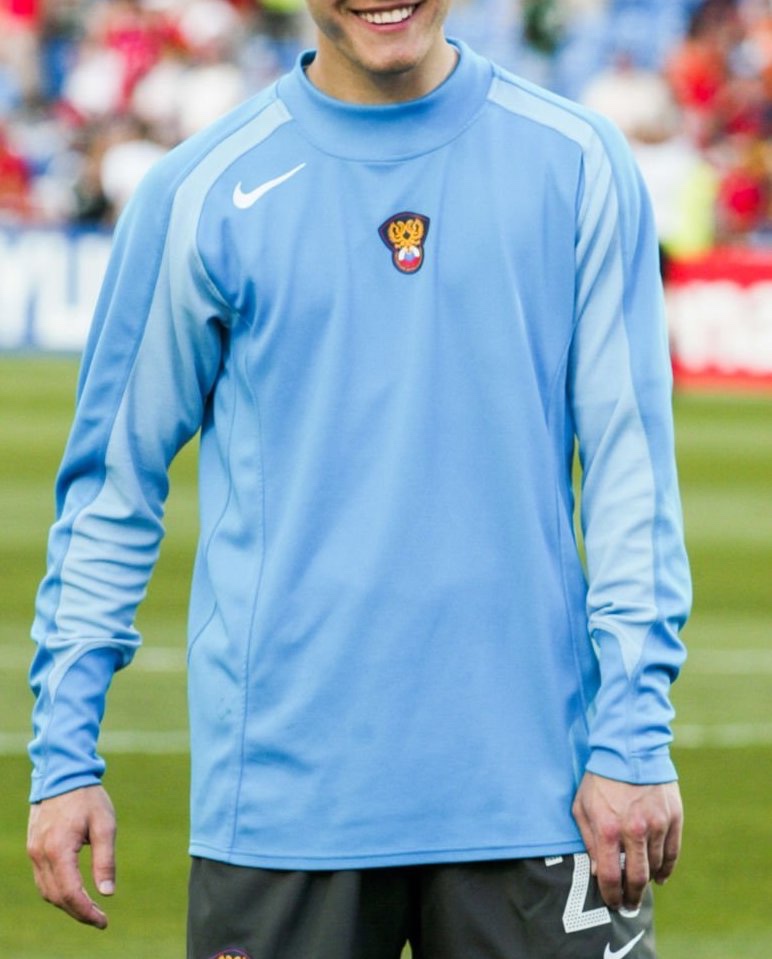 Russia 2004 GK 3 Kit