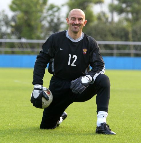 Russia 2002 GK 3 Kit