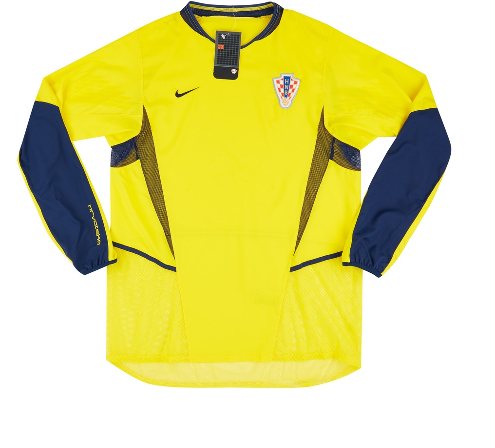Croatia 2002 GK 3 Kit