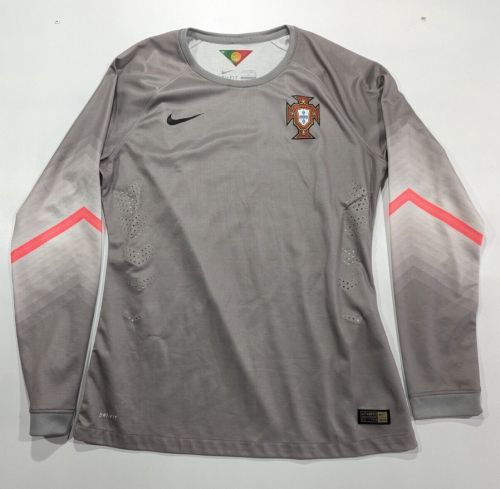 Portugal 2014 GK Third Kit