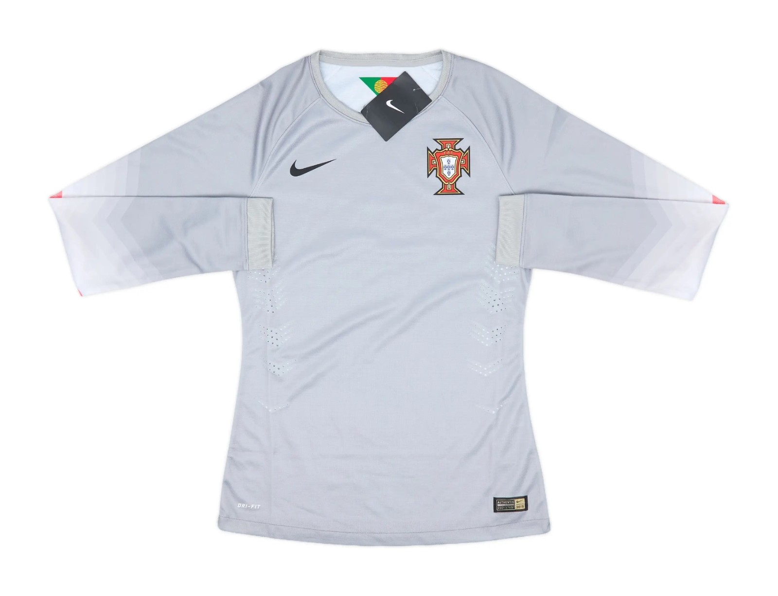 Portugal 2014 GK Third Kit