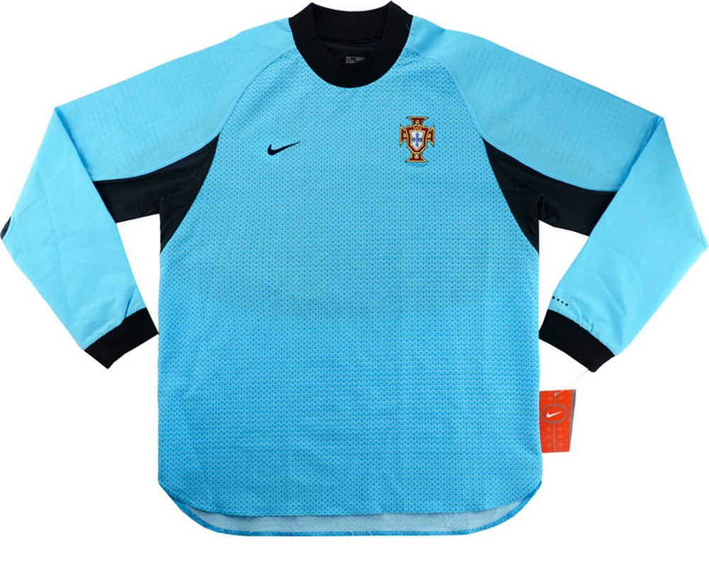 Portugal 2000 GK 3 Kit