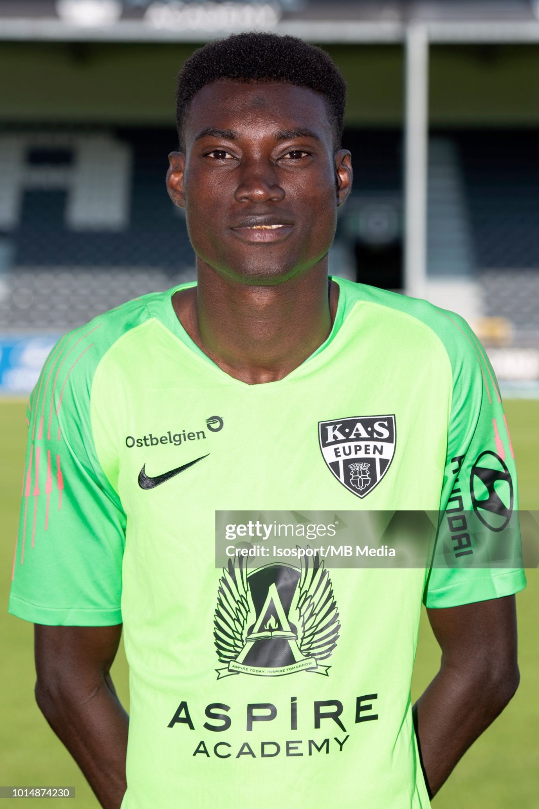 KAS Eupen 2018-19 GK 1 Kit
