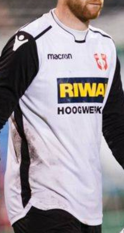 FC Dordrecht 2017-18 GK 1 Kit
