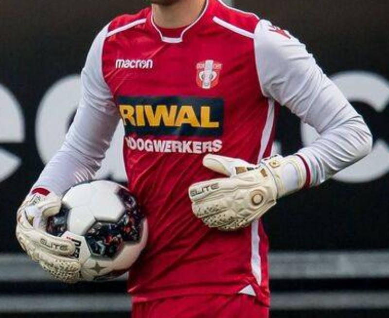 FC Dordrecht 2017-18 GK 2 Kit