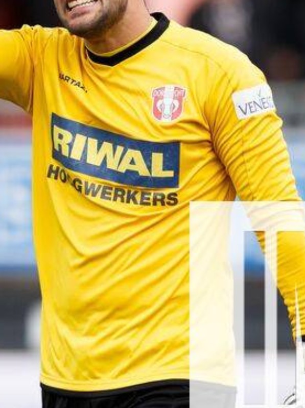 FC Dordrecht 2019-20 GK 2 Kit