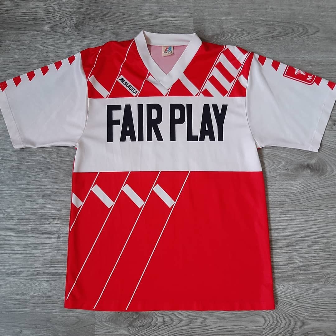 MVV Maastricht 1989-90 Home Kit