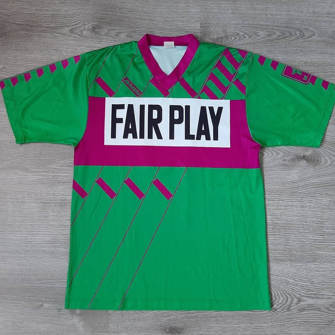 MVV Maastricht 1989-90 Away Kit