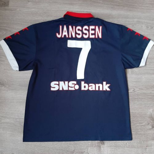 MVV Maastricht 1997-98 Away Kit