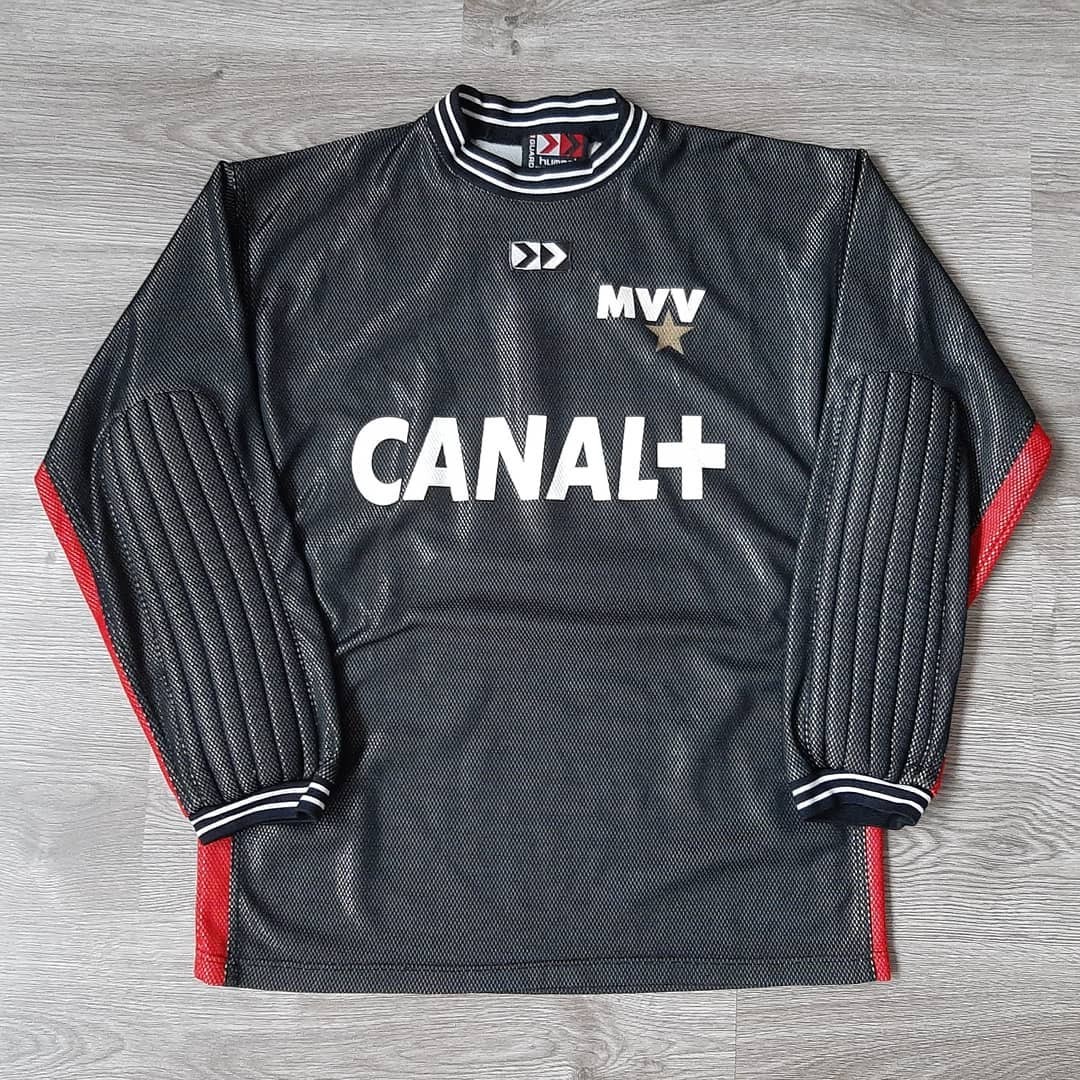 MVV Maastricht 1998-99 GK Kit