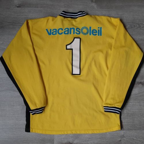 MVV Maastricht 1999-00 GK Kit