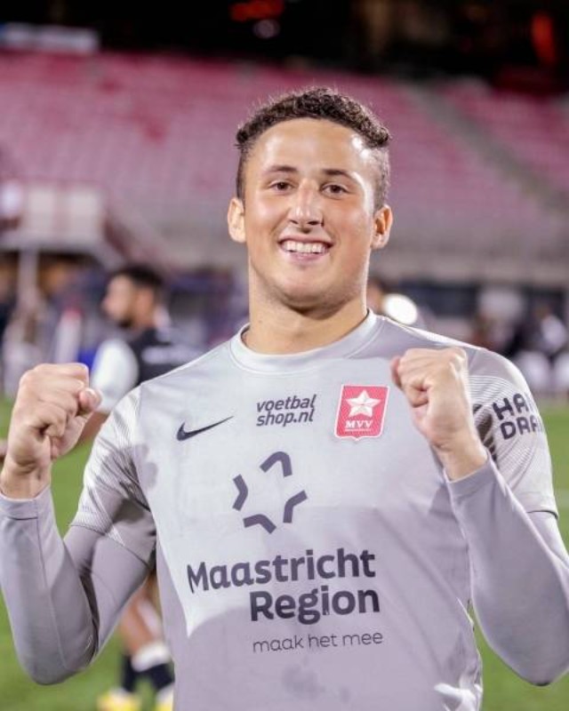 MVV Maastricht 2022-23 GK 2 Kit