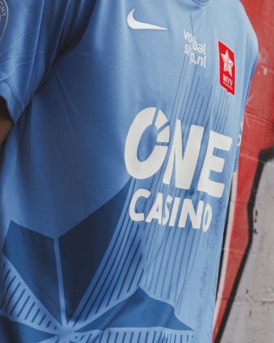 MVV Maastricht 2024-25 Away 2 Kit