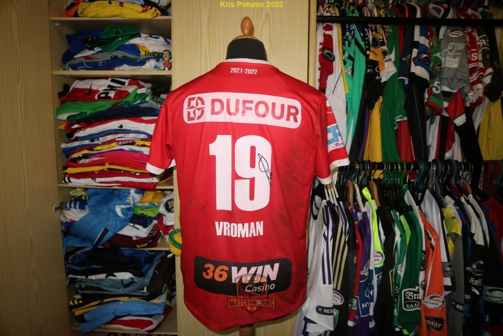 Royal Excel Mouscron 2021-22 Home Kit