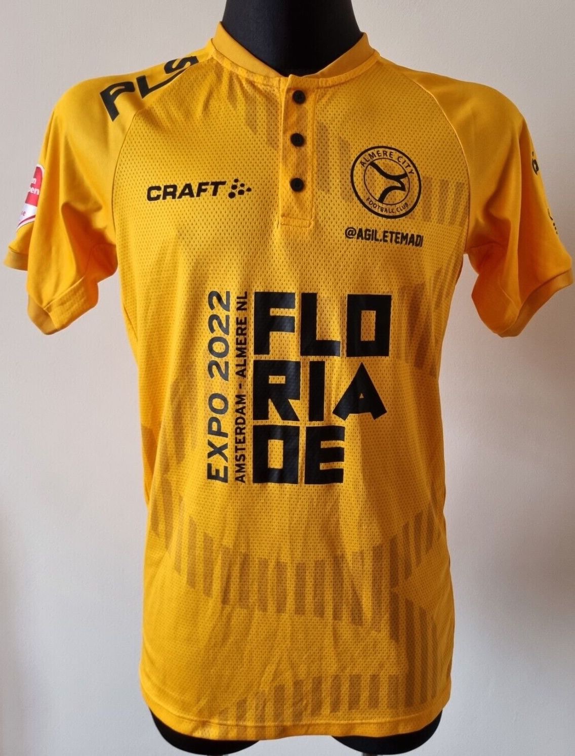 Almere City 2021-22 GK 1 Kit